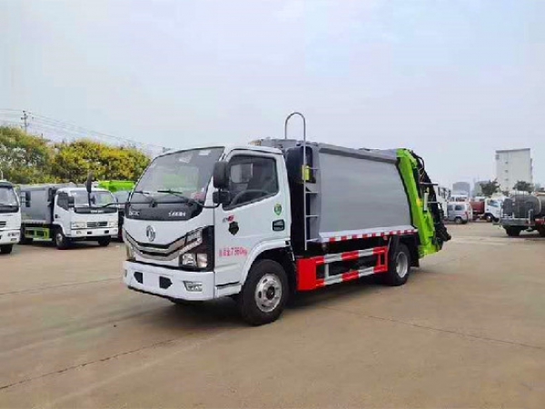 東風(fēng)多利卡國(guó)六6方壓縮式垃圾車